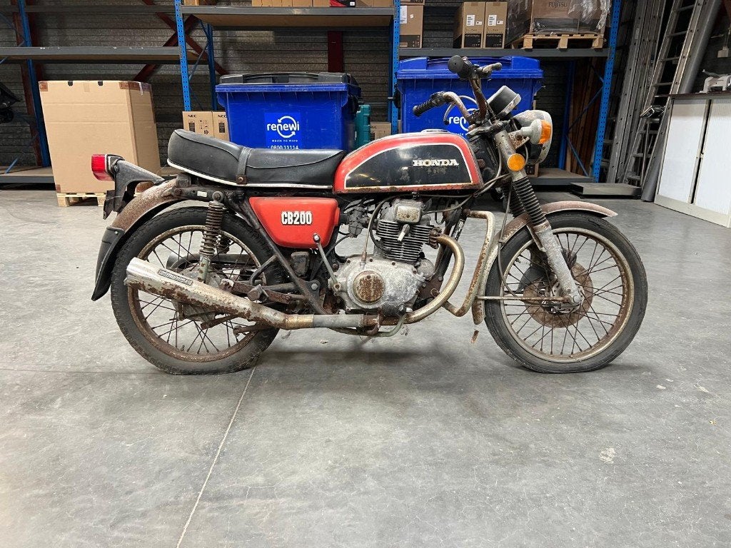 Honda CB200 -- 1971, Occasion, Permis Moto A1 minimum, 2 cylindres, 12 à 35 kW