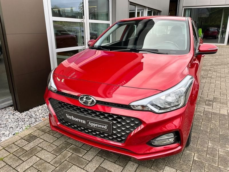 Hyundai i20 T-GDi Twist AUT, Rouge, Achat, 998 cm³, Euro 6