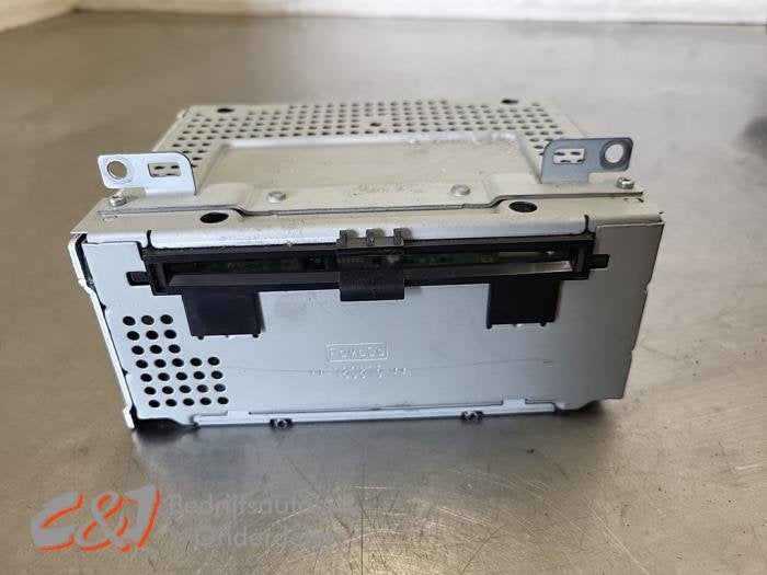 Regelunit Multi Media van een Ford Transit Courier, Gebruikt, -, -, Ophalen of Verzenden