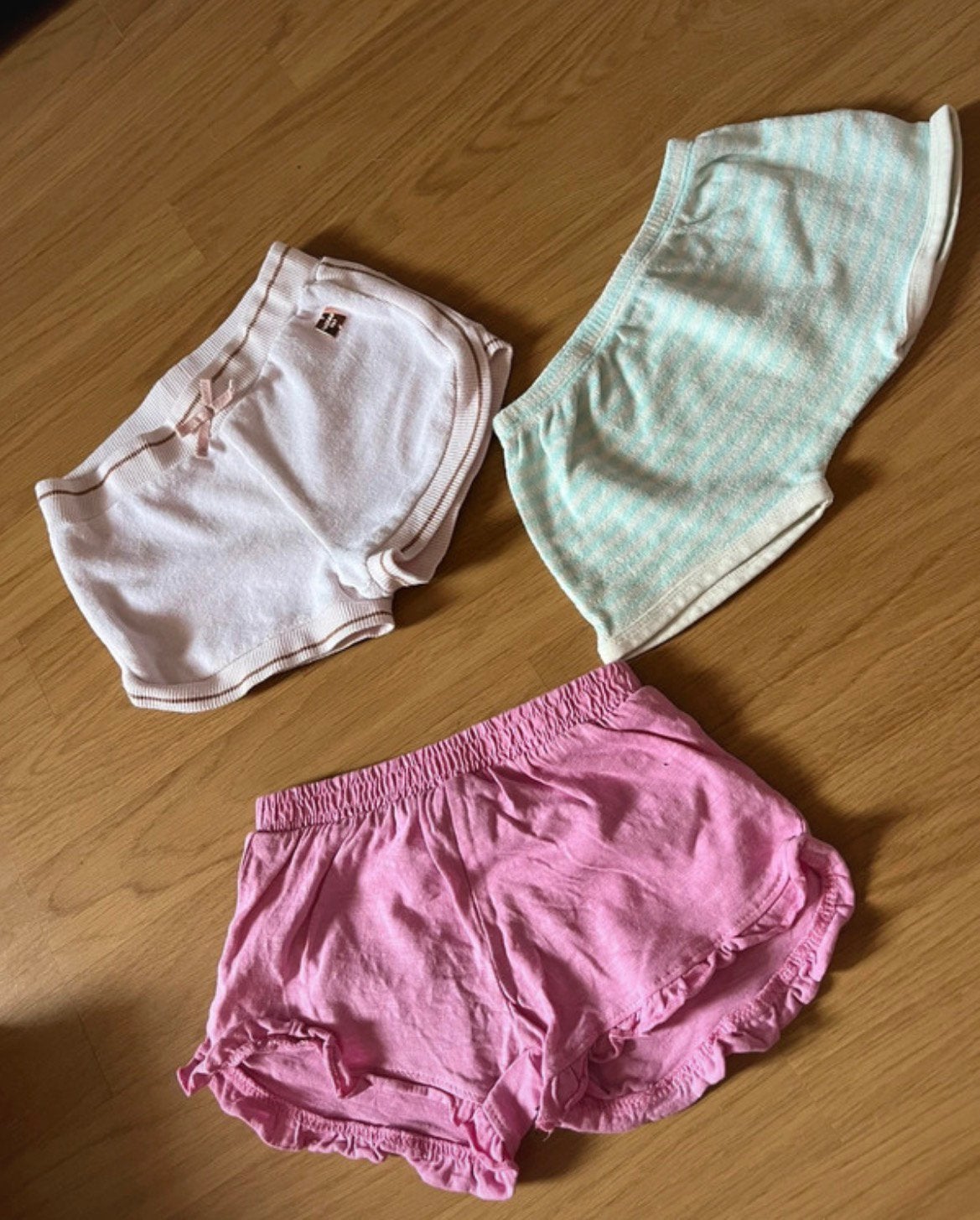 3 meisjesshorts maat 86, Verzenden, Zo goed als nieuw