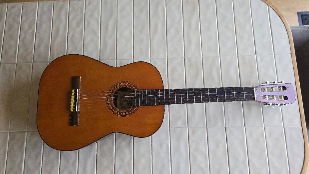 Guitare acoustique avec accessoires, Enlèvement, Utilisé