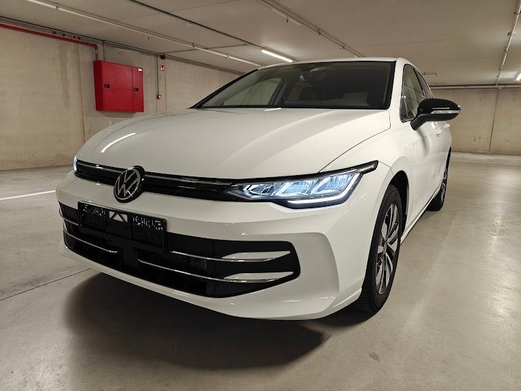 Vw Golf 8,5 1.5 TSI Goal 02/2025 IQ-Drive Nav Camera   Trekh, Autos, Garantie prolongée, Boîte manuelle, Entretenue par le concessionnaire