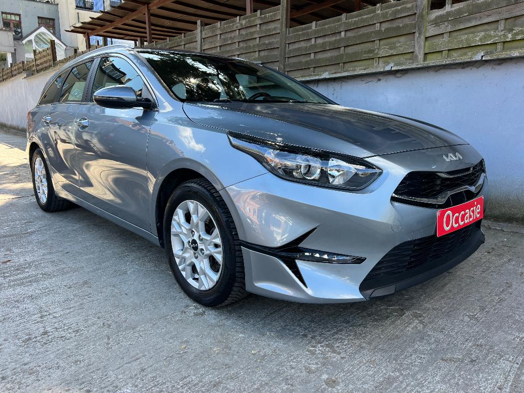 Kia Ceed SW/ 1.0 T-GDi 120 pk Pulse ISG Pulse, Auto's, Voorwielaandrijving, 4 cilinders, Leder en Stof, Bedrijf