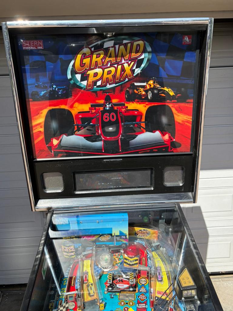 Flipper Stern Grand Prix, Enlèvement ou Envoi, Comme neuf, Imprimante matricielle, Flipper (jeu)