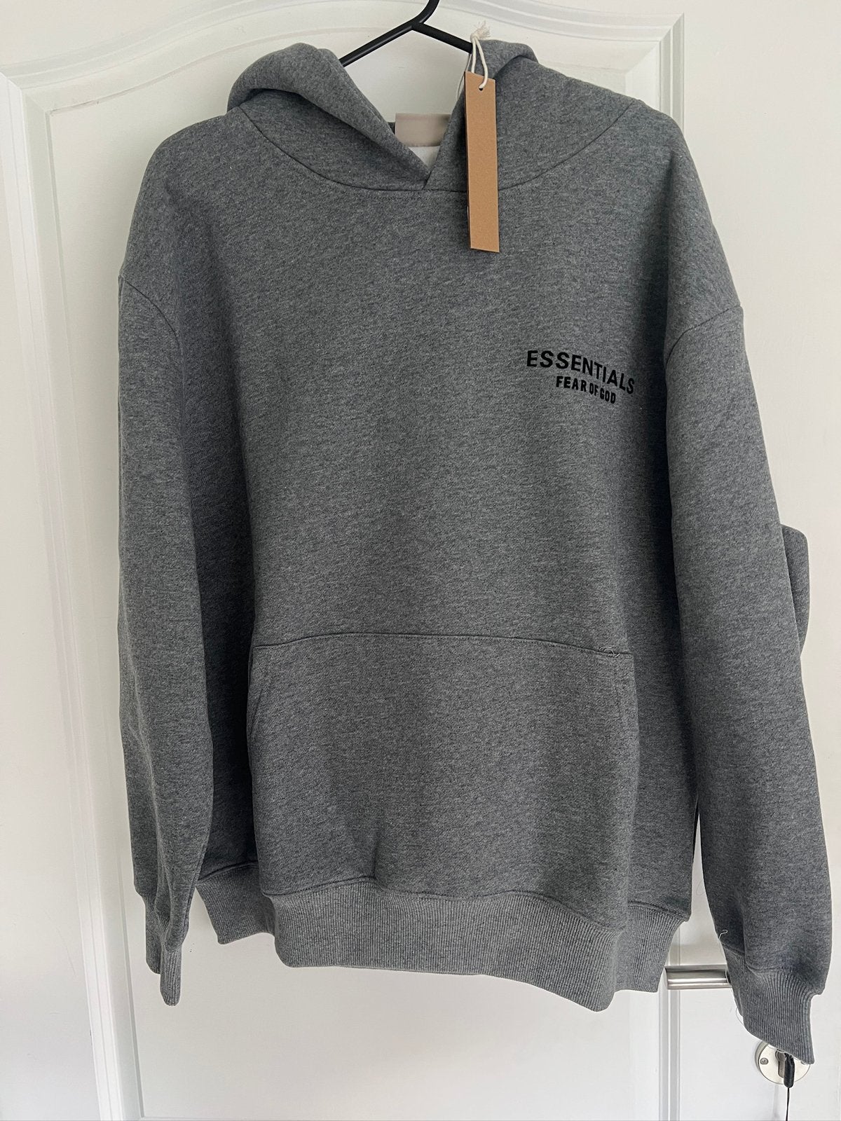 Nieuwe Essentials set, Kleding | Heren, Ophalen of Verzenden, Nieuw, Maat 52/54 (L)
