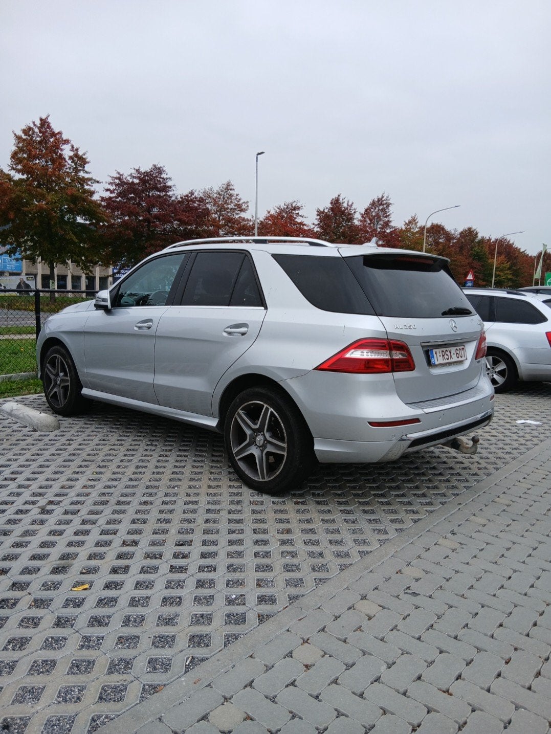 ✅️Mercedes ML250 bleutec AMG✅️, Auto's, Mercedes-Benz, Automaat, Euro 6, Parkeerassistent, Diesel