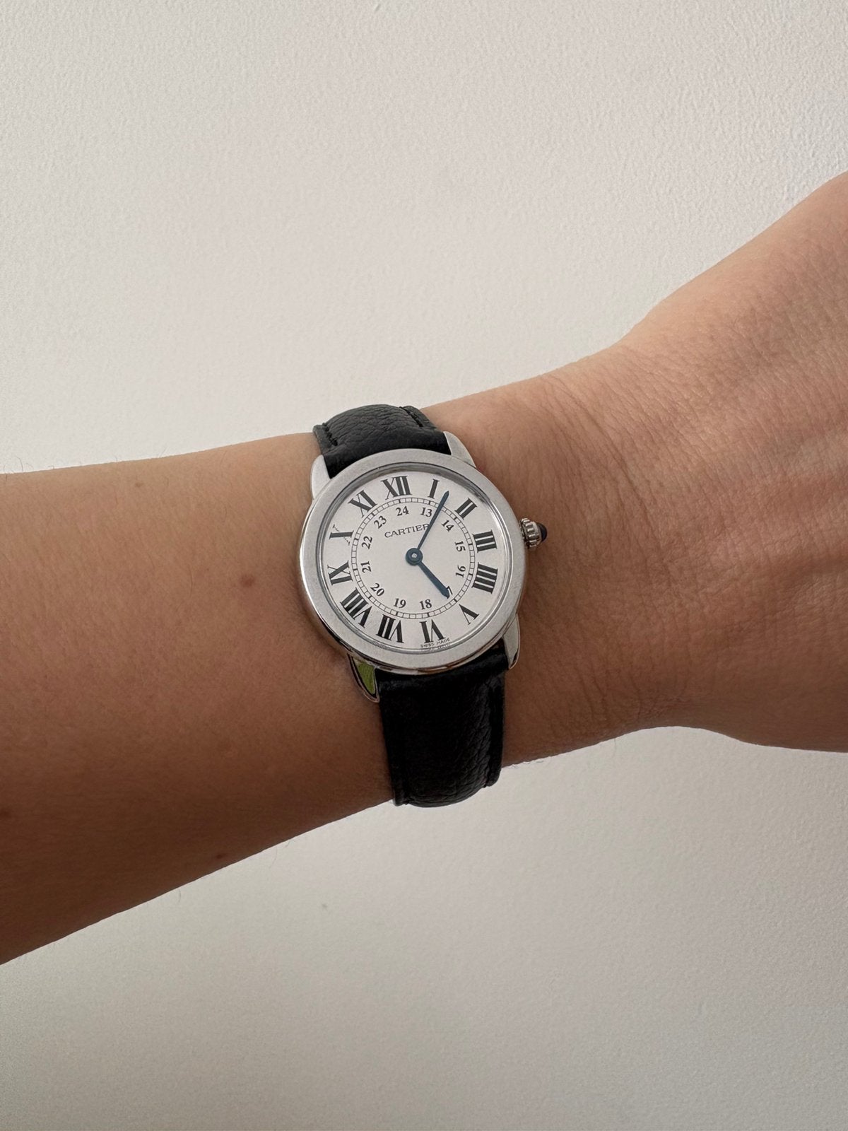 Montre Cartier, Bijoux, Sacs & Beauté, Autres marques, Enlèvement ou Envoi, Cuir, Neuf