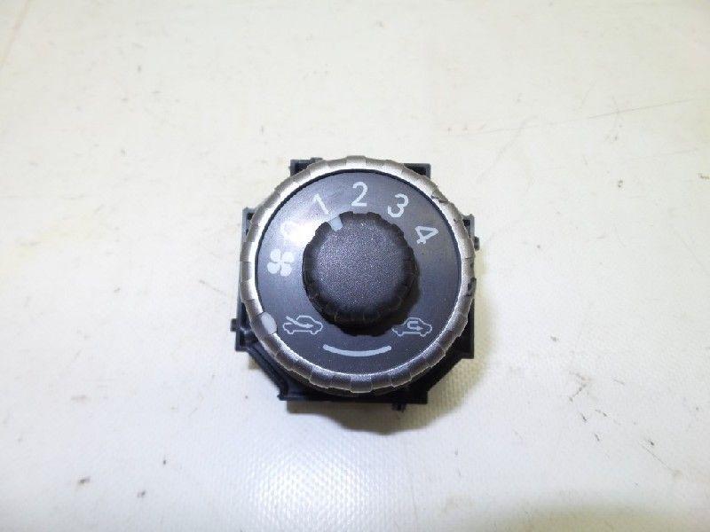 RADIATEUR COMMUTATEUR Daihatsu Terios (J2) (01-2005/12-2010), Utilisé, Daihatsu