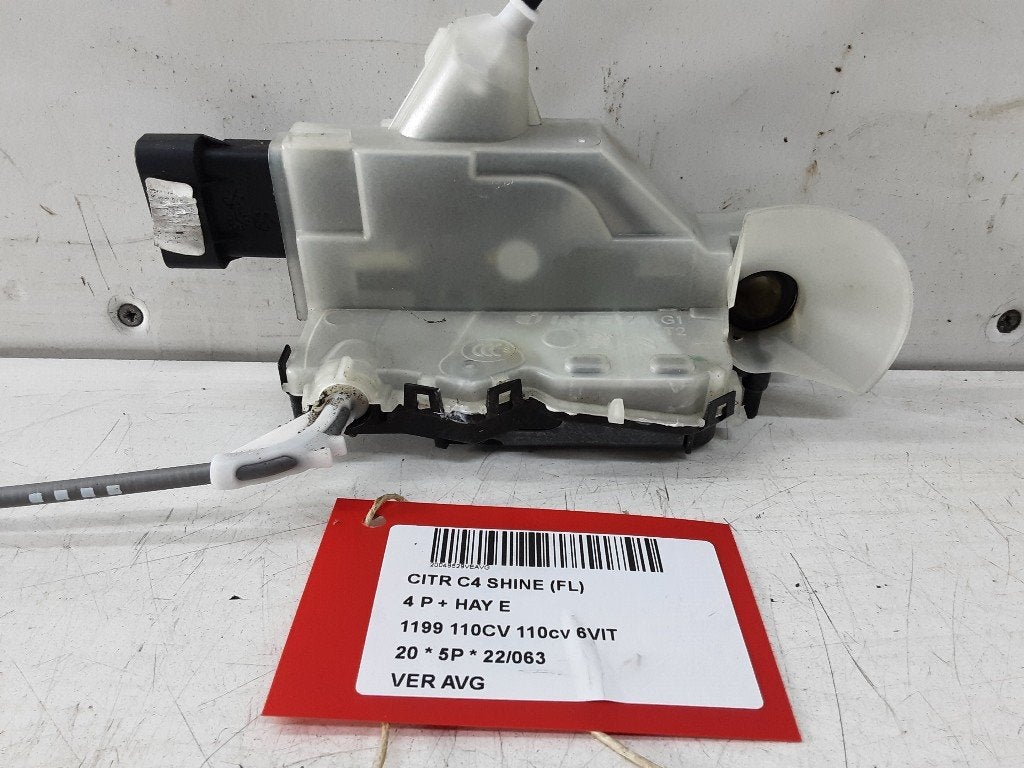 SERRURE DE PORTE AVANT GAUCHE Citroën C4 Cactus (0B / 0P), Citroën, Gauche, Mevr. I. Hauben, Utilisé