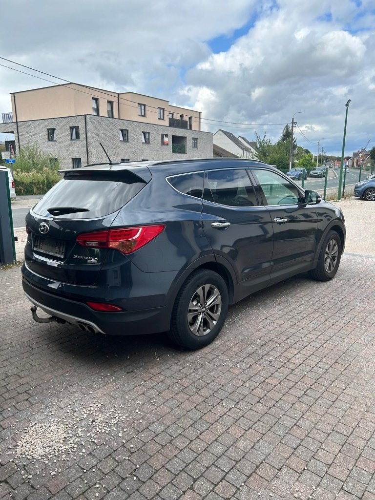 HYUNDAI SANTA FE * 2.2 CRDI * 197 CH * CAMÉRA * EXPORTATION, Autos, Cuir, Euro 5, Entreprise, Boîte manuelle