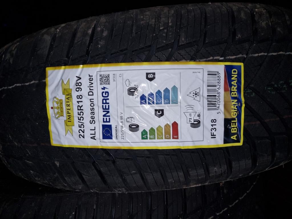 2 pneus 4 SAISONS 225/55/18 NEUF !!!, Enlèvement