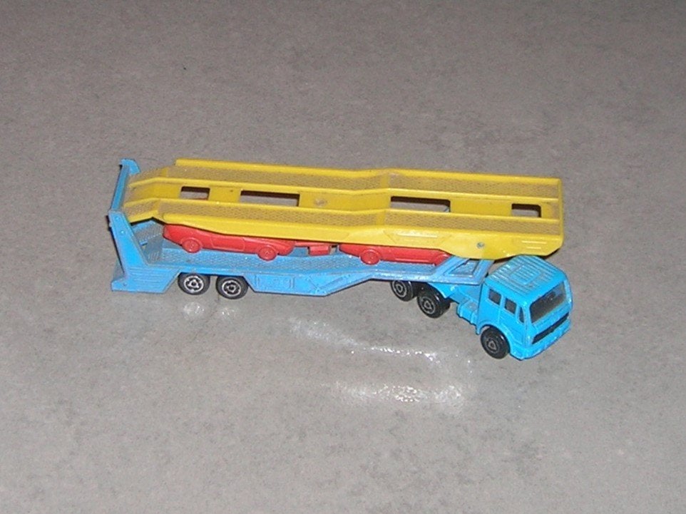 Majorette Mercedes Transporter, Hobby & Loisirs créatifs, Voitures miniatures | Échelles Autre, Enlèvement, Bus ou Camion