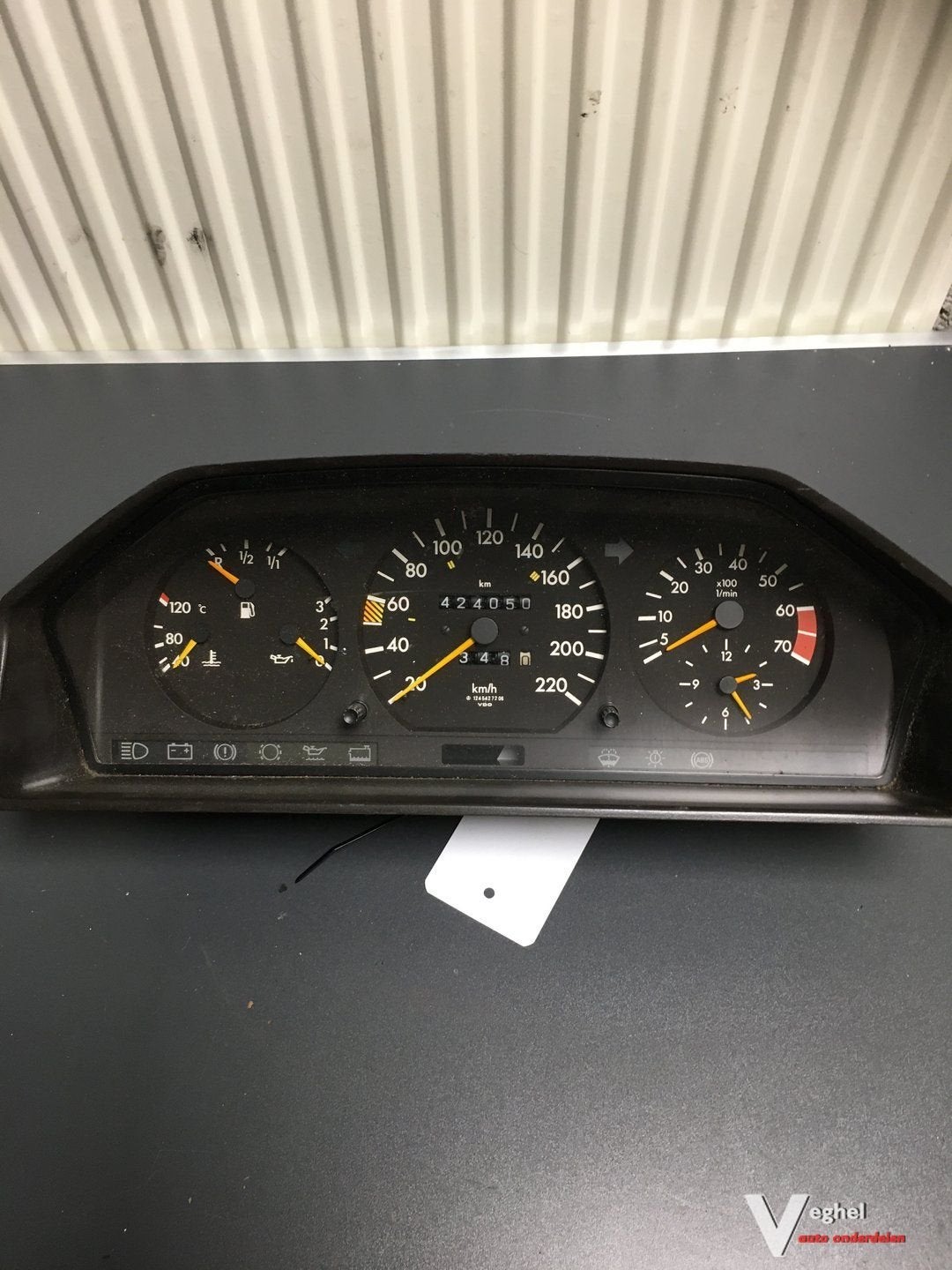 Mercedes W124  Benzine   124 542 7206    Km Tellerklok, Gebruikt, -, -, Ophalen of Verzenden