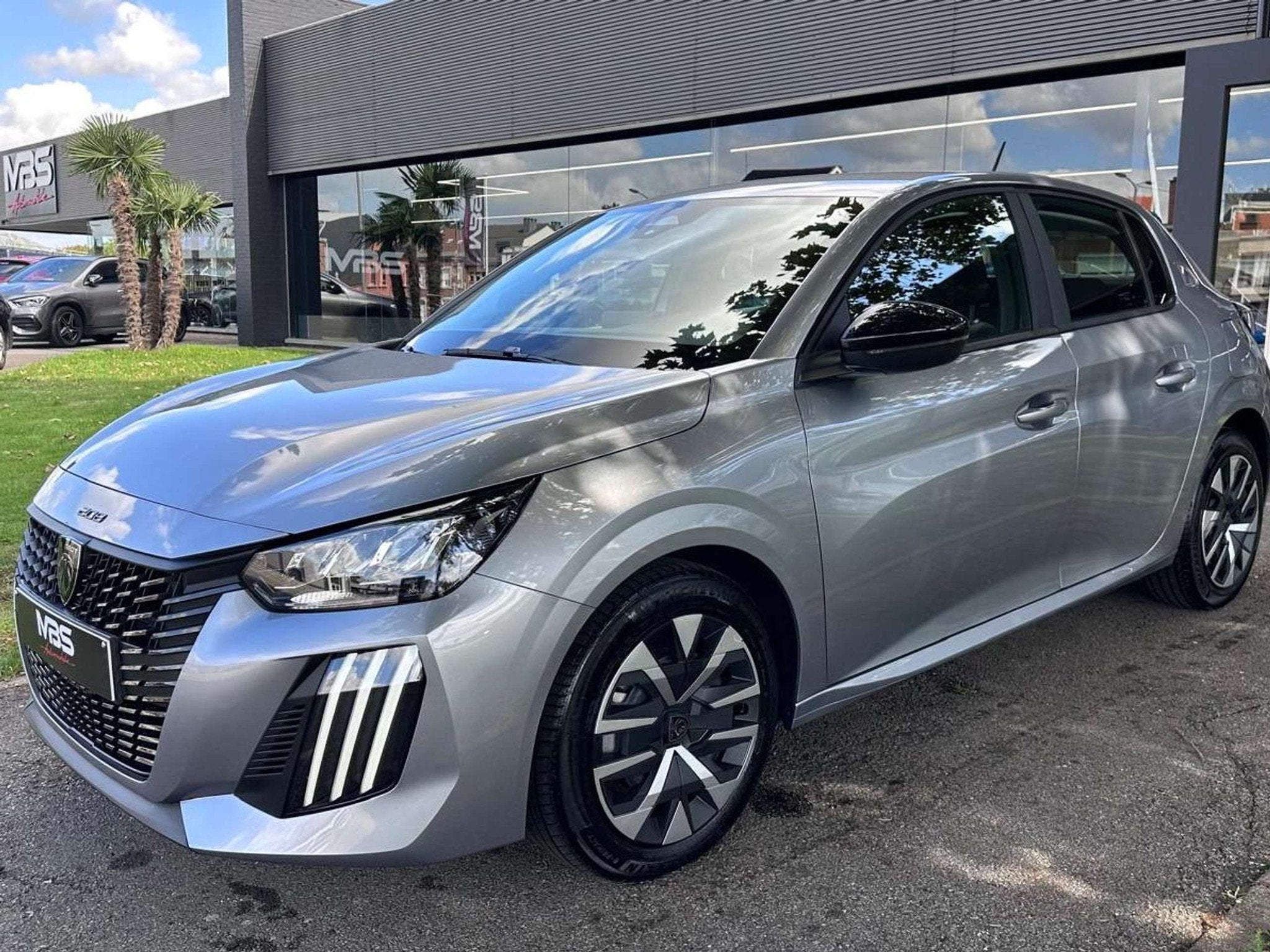 Peugeot 208 *1.2* LED* TURBO* NAVI* CRUISE* GARANTIE 12 MOIS, Autos, Peugeot, Achat, Entreprise, Boîte manuelle, Noir