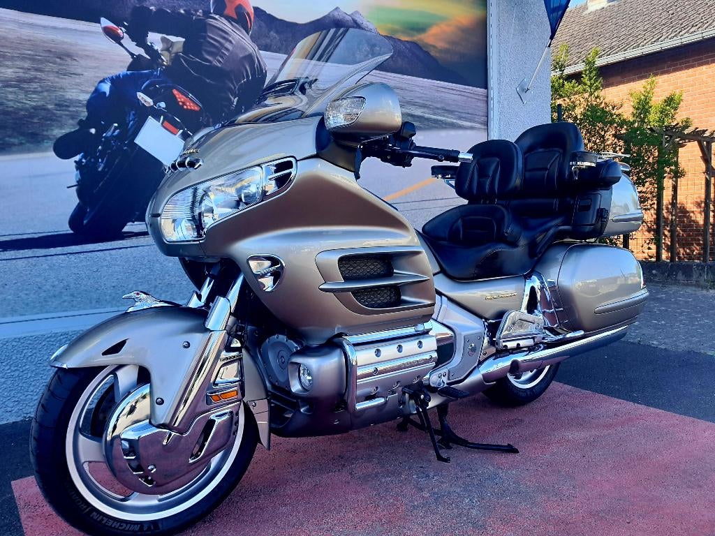 HONDA GOLDWING GL1800 ABS Garantie 1 ou 2 ans MOTOSD, Motos, Motos | Honda, Permis Moto A, Tourisme, Entreprise, Occasion