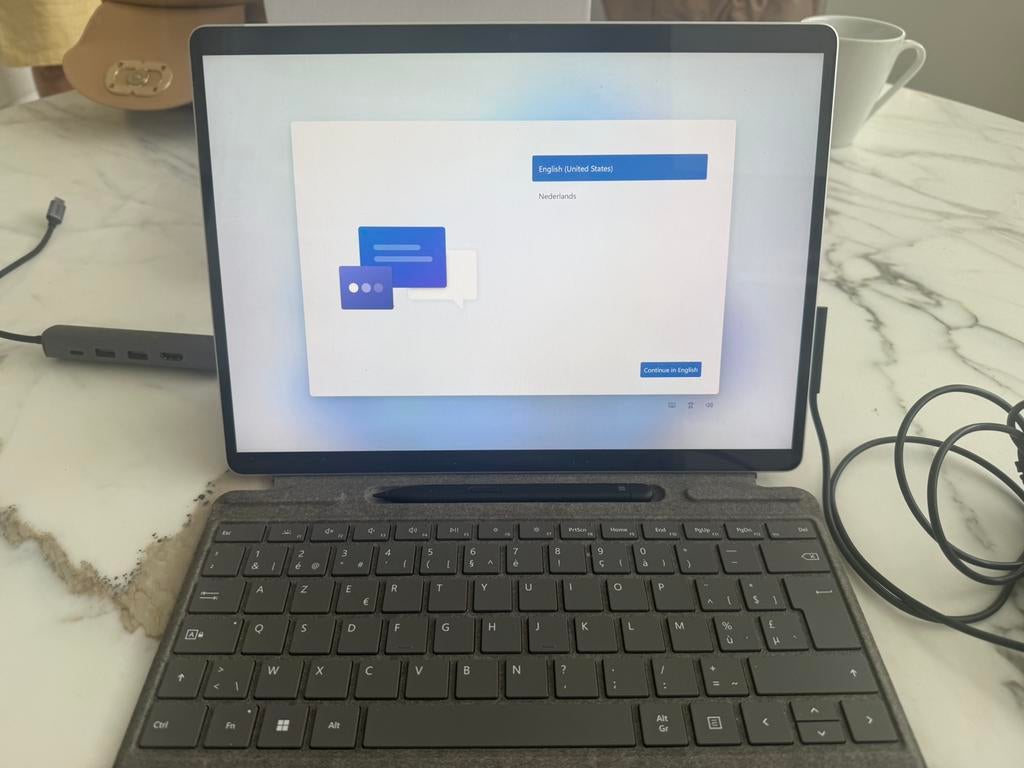 Microsoft surface pro 8 incl typecover en pen 2, Computers en Software, Ophalen, Zo goed als nieuw, 8 GB, SSD