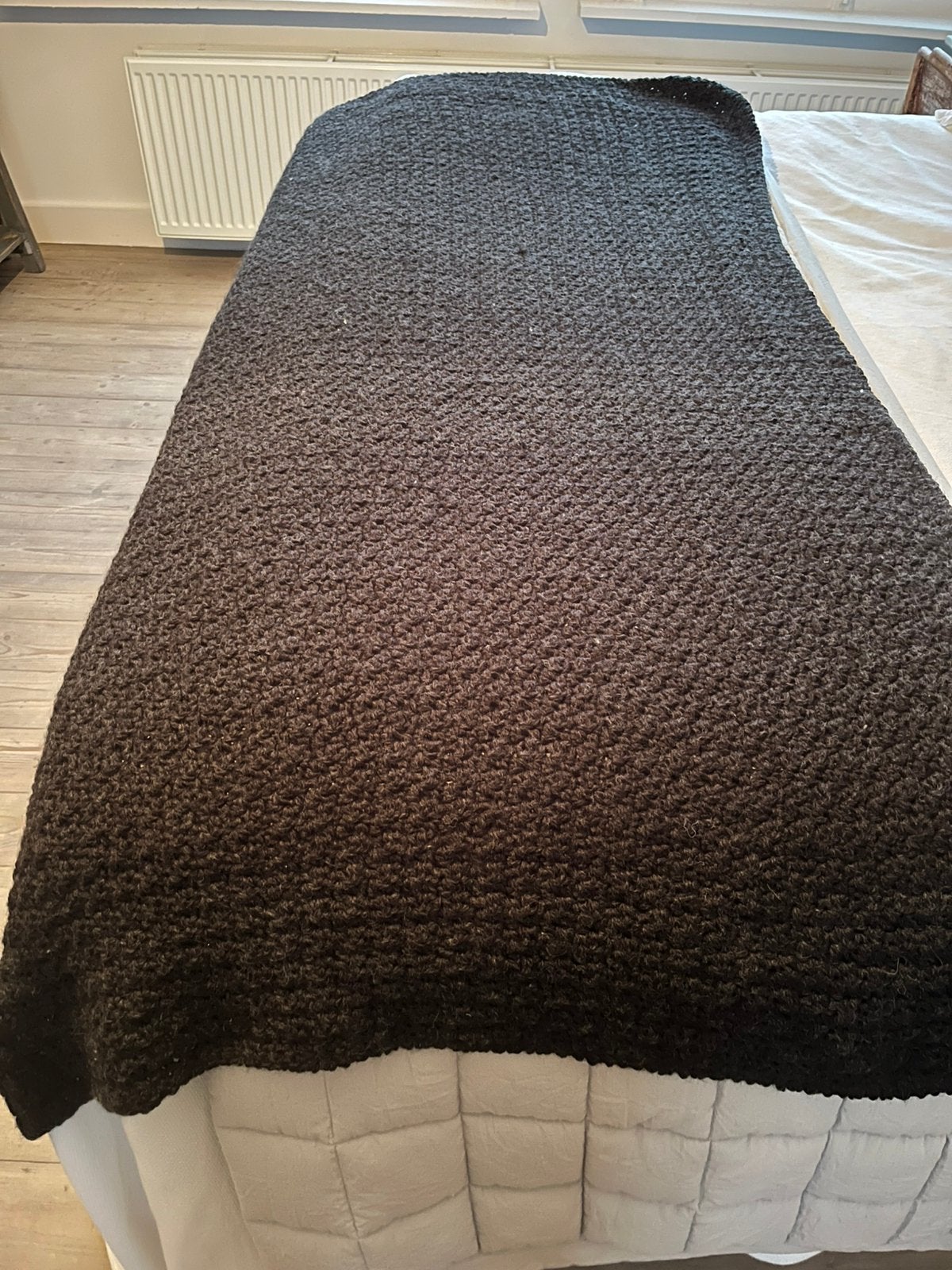 NIEUW HANDGEMAAKT PLAID DEKEN WOONDEKEN OFFBLACK ALPACA WOL, Neuf, Enlèvement ou Envoi, Laine, Fait à la main