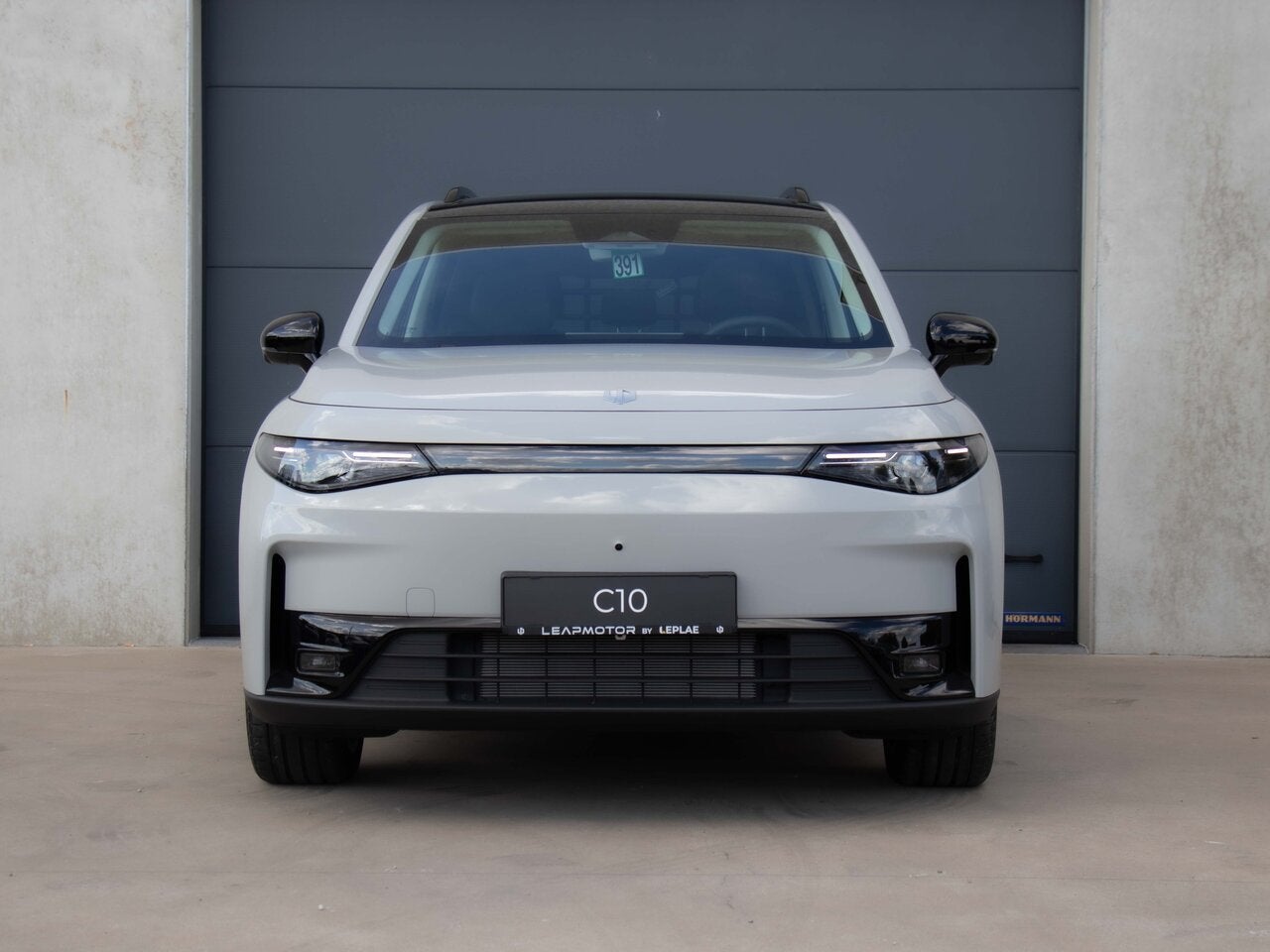 Leapmotor C10 DESIGN HYBRID|NIEUW|STOCK|DIRECT LEVERBAAR, Auto's, 0 kg, Zwart, 0 kg, Hybride Elektrisch/Benzine