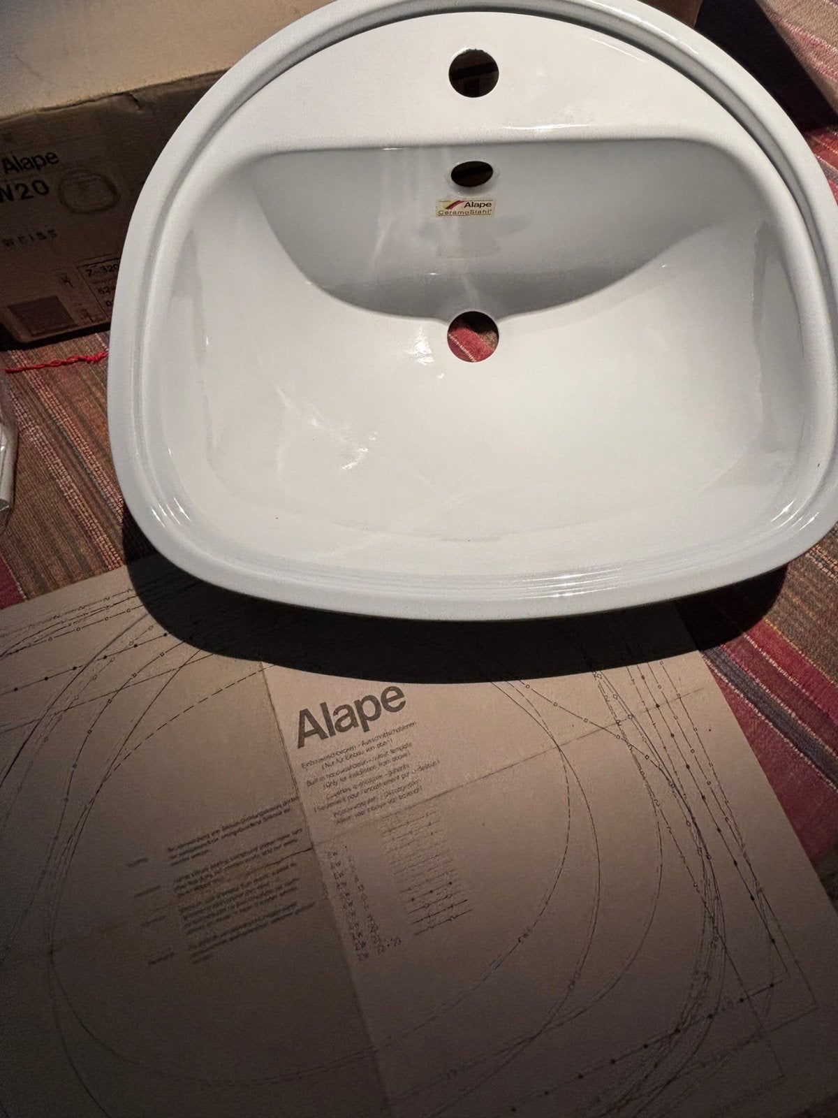 Alape EW 20 lavabo in staal  ong 43 cm voor tot achter ., Ophalen, Zo goed als nieuw