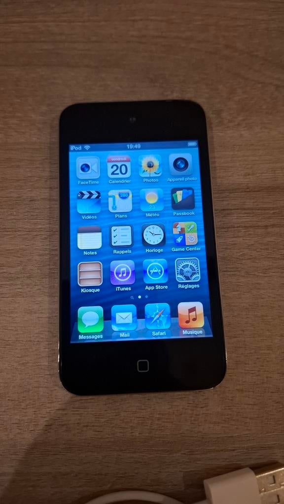 ipod touch 4ème génération en bonne état (8 gb)
ios 6, Enlèvement ou Envoi, Touch