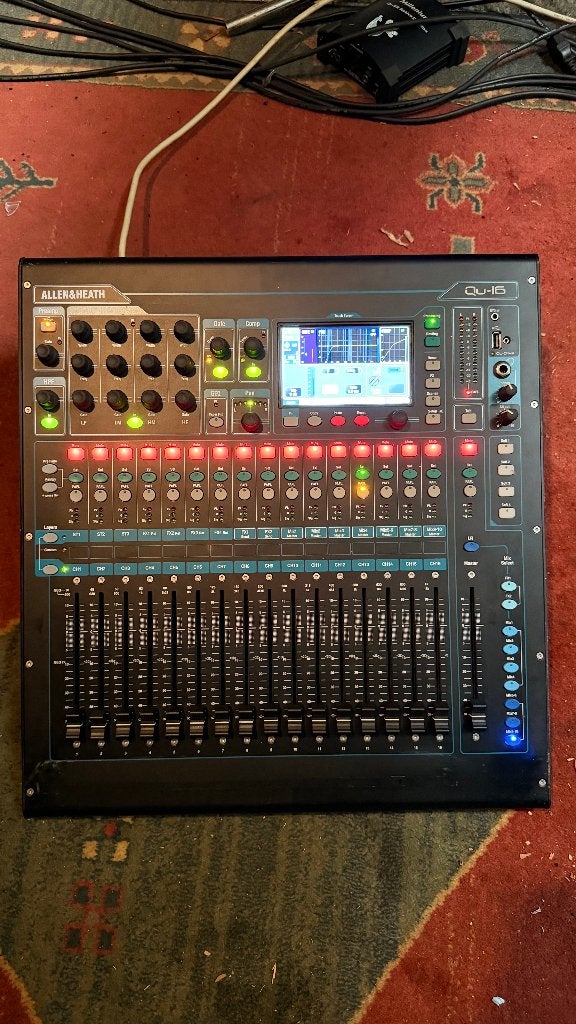 Allen & Heath QU16, Enlèvement, Comme neuf, 10 à 20 canaux, Entrée micro