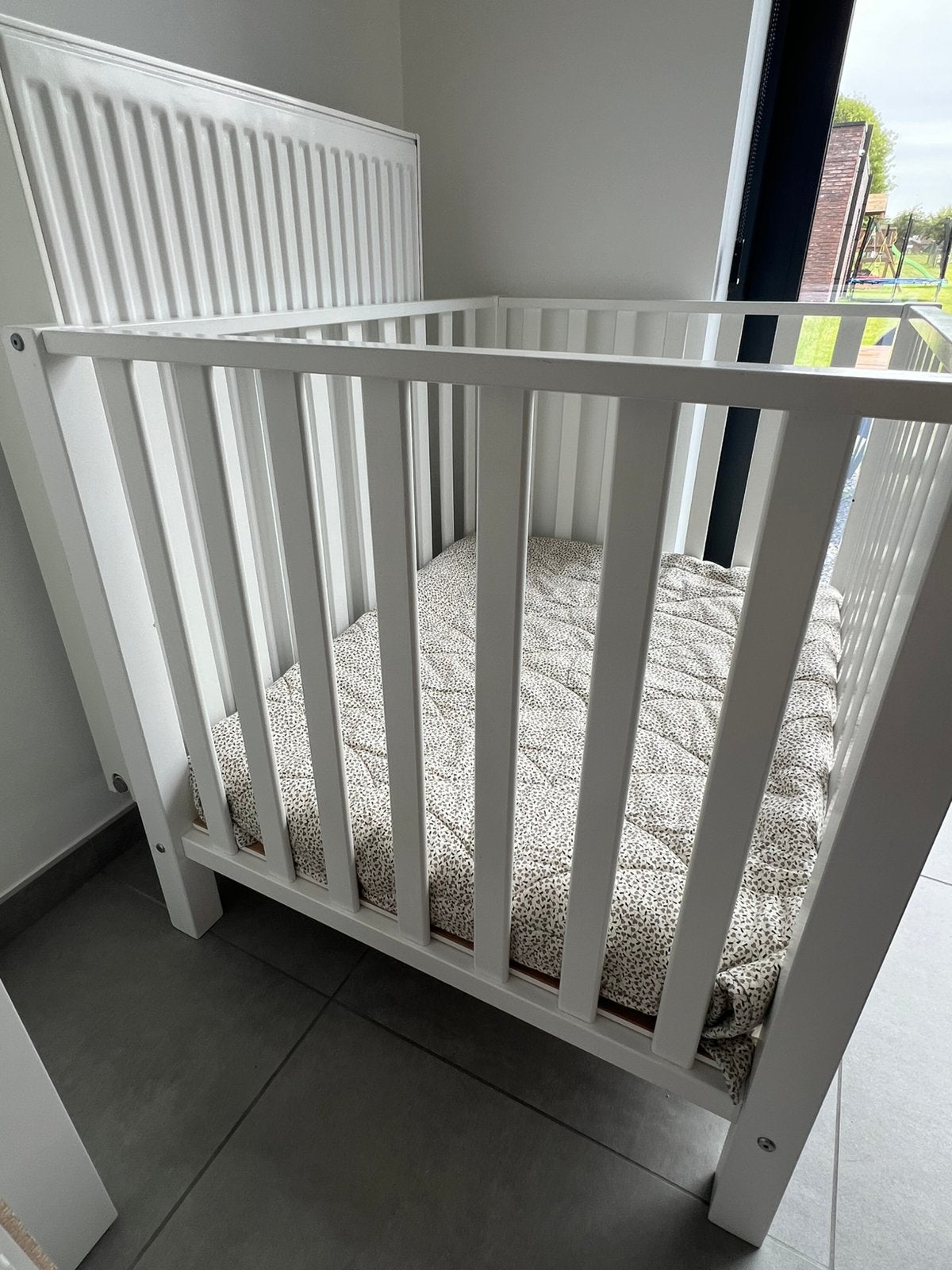 Baby park box bopita wit incl matras, Enlèvement, Utilisé, Rectangulaire, Roulettes