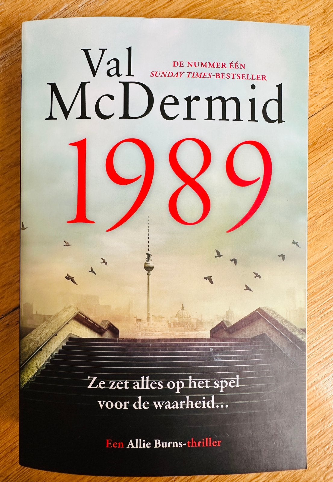 Val McDermid - 1989, Envoi, Comme neuf