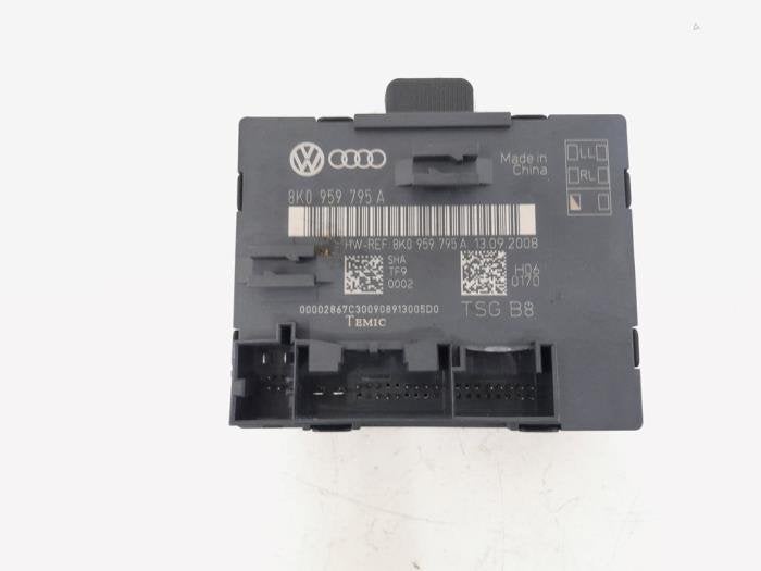 Centrale Deurvergrendelings Module van een Audi A4, Gebruikt, -, -, -