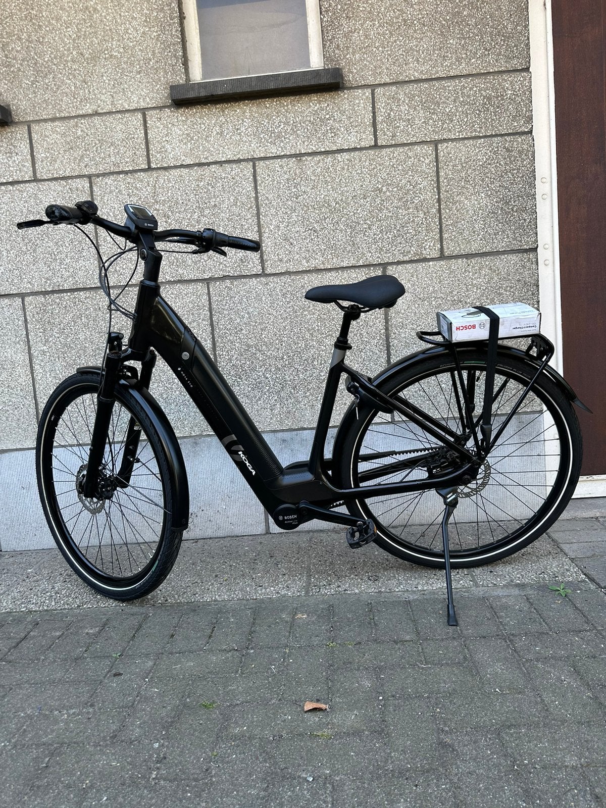 Elektrische fiets bosch ( gereserveerd ), Ophalen, Zo goed als nieuw