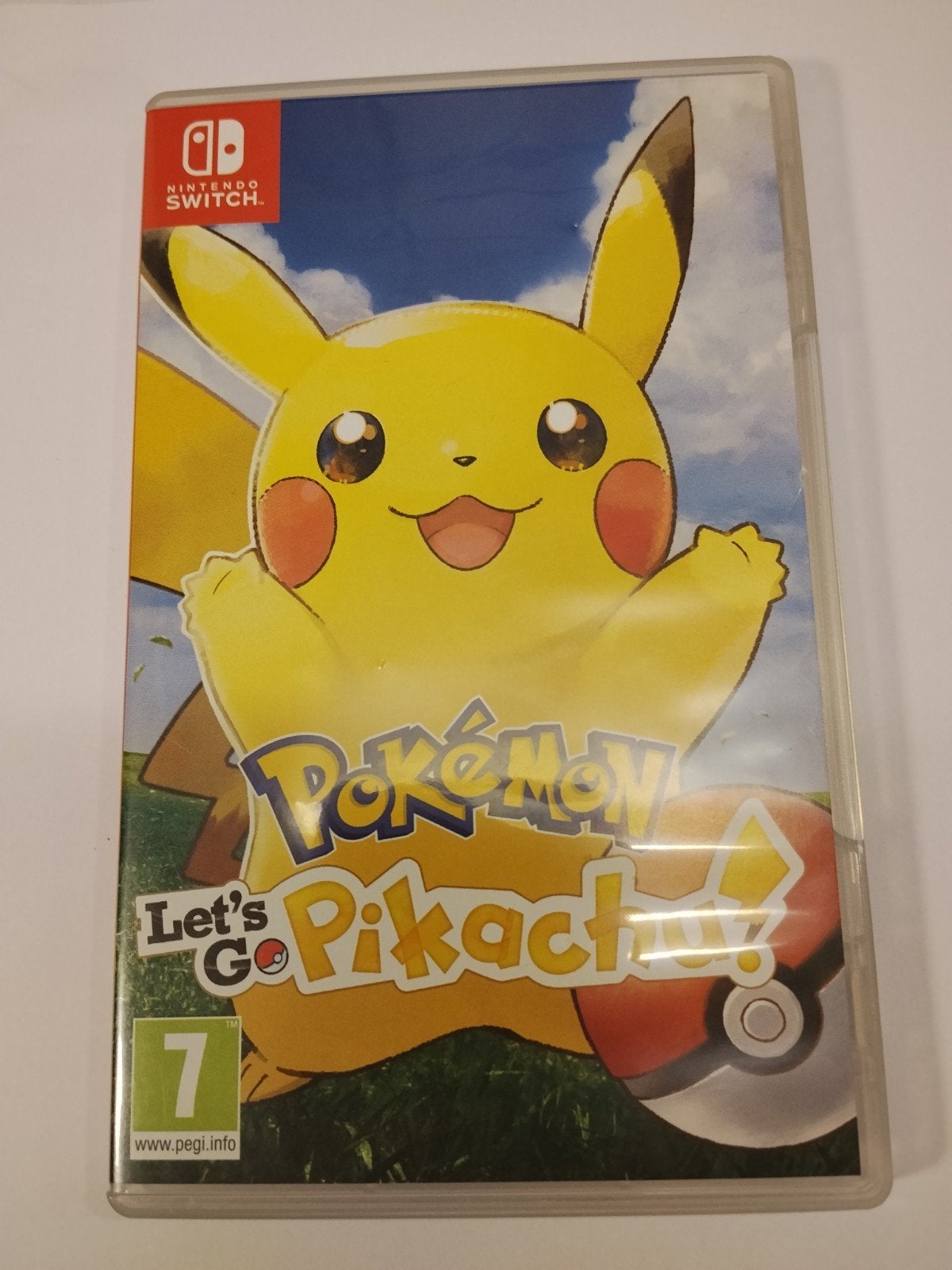 Pokemon lets go pikachu, Games en Spelcomputers, Ophalen of Verzenden