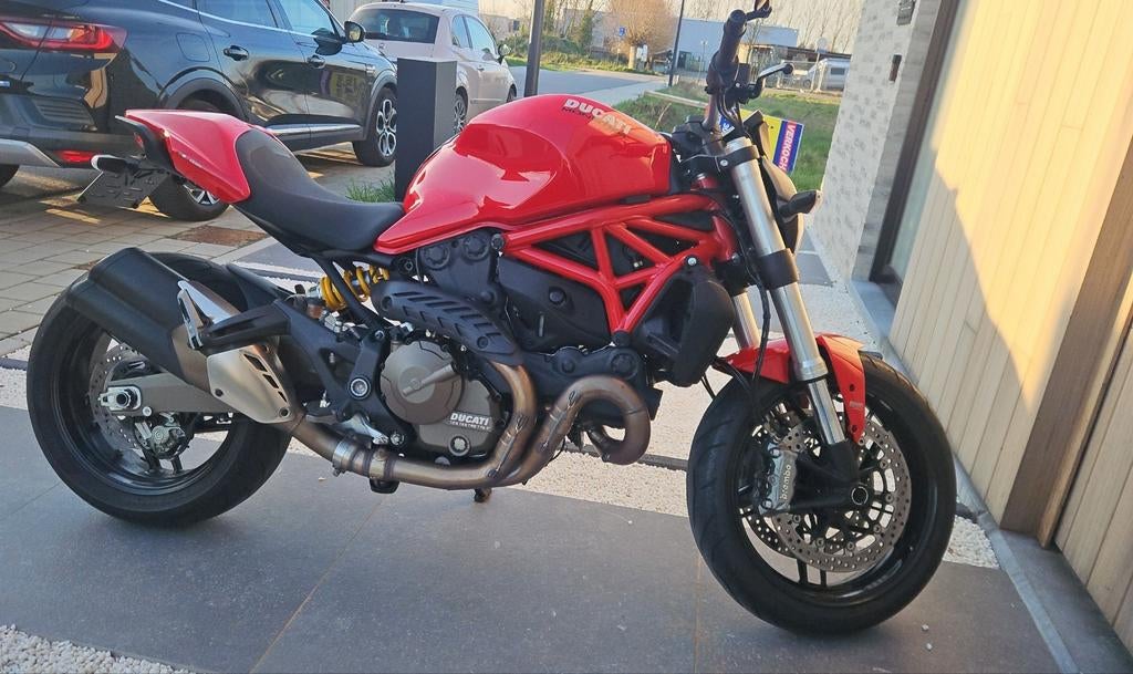 Ducati Monster 821 - Excellent état - Seulement 7 800 km, Motos, Permis Moto A, Plus de 35 kW, 2 cylindres, Particulier