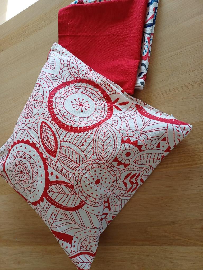 3 sierkussenslopen ikea, Maison & Meubles, Accessoires pour la Maison | Coussins, Enlèvement, Neuf, Rouge, Carré