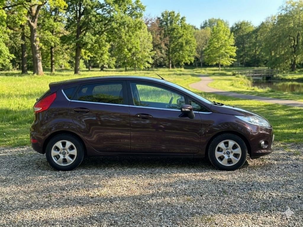 La Ford Fiesta est prête à être approuvée ! Diesel euro5 ent, Autos, Ford, Particulier, Fiësta, ABS, Airbags, Air conditionné