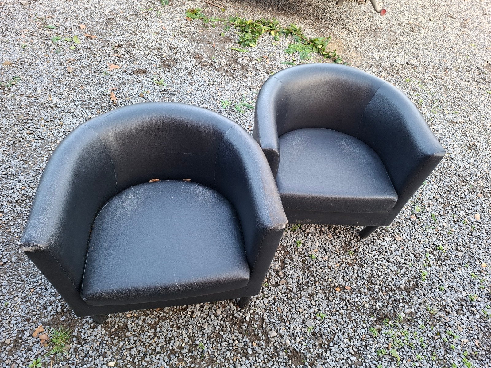 2 stoelen, Ophalen