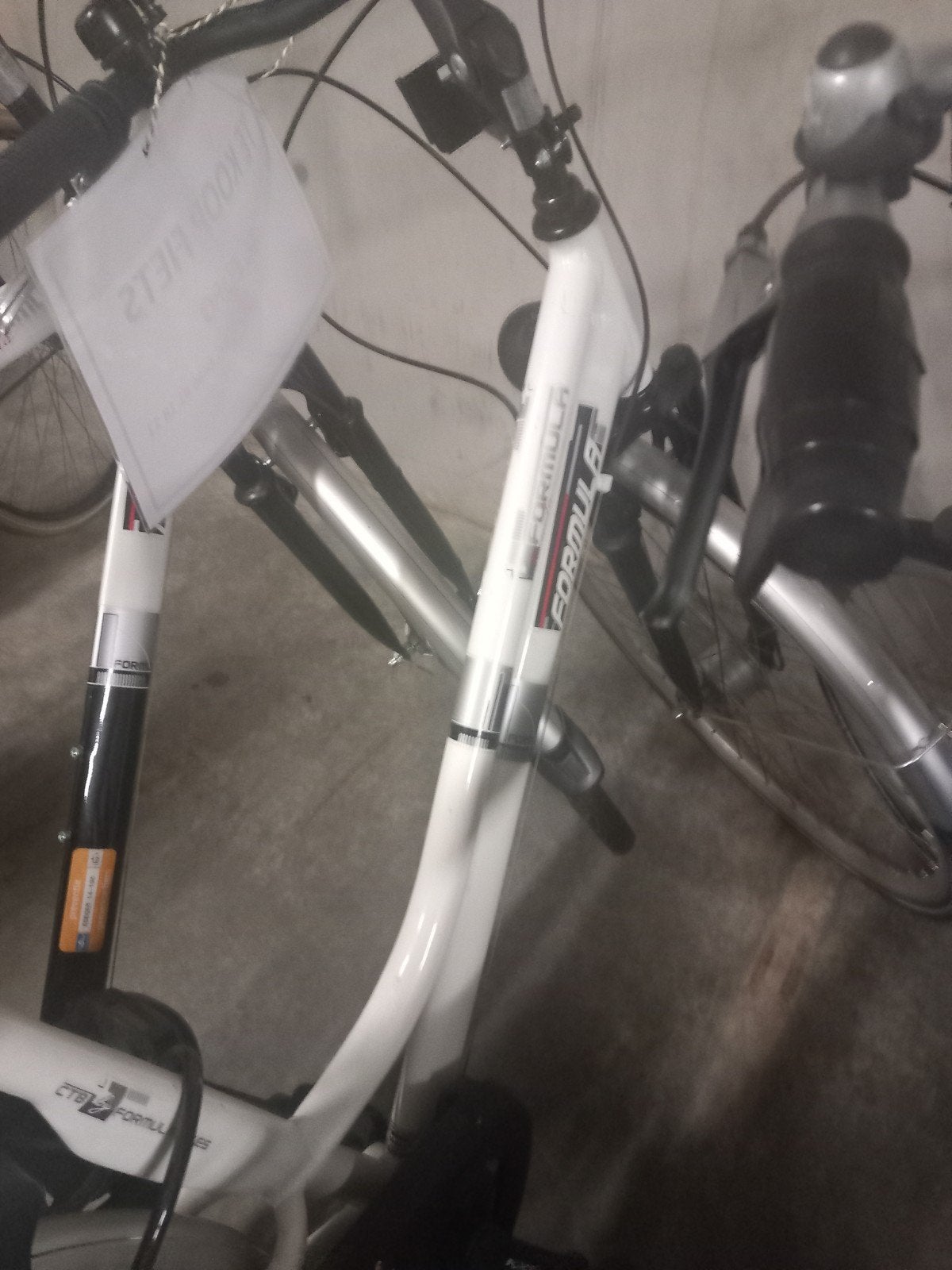 Damesfiets wit merk Formula, Ophalen, Zo goed als nieuw