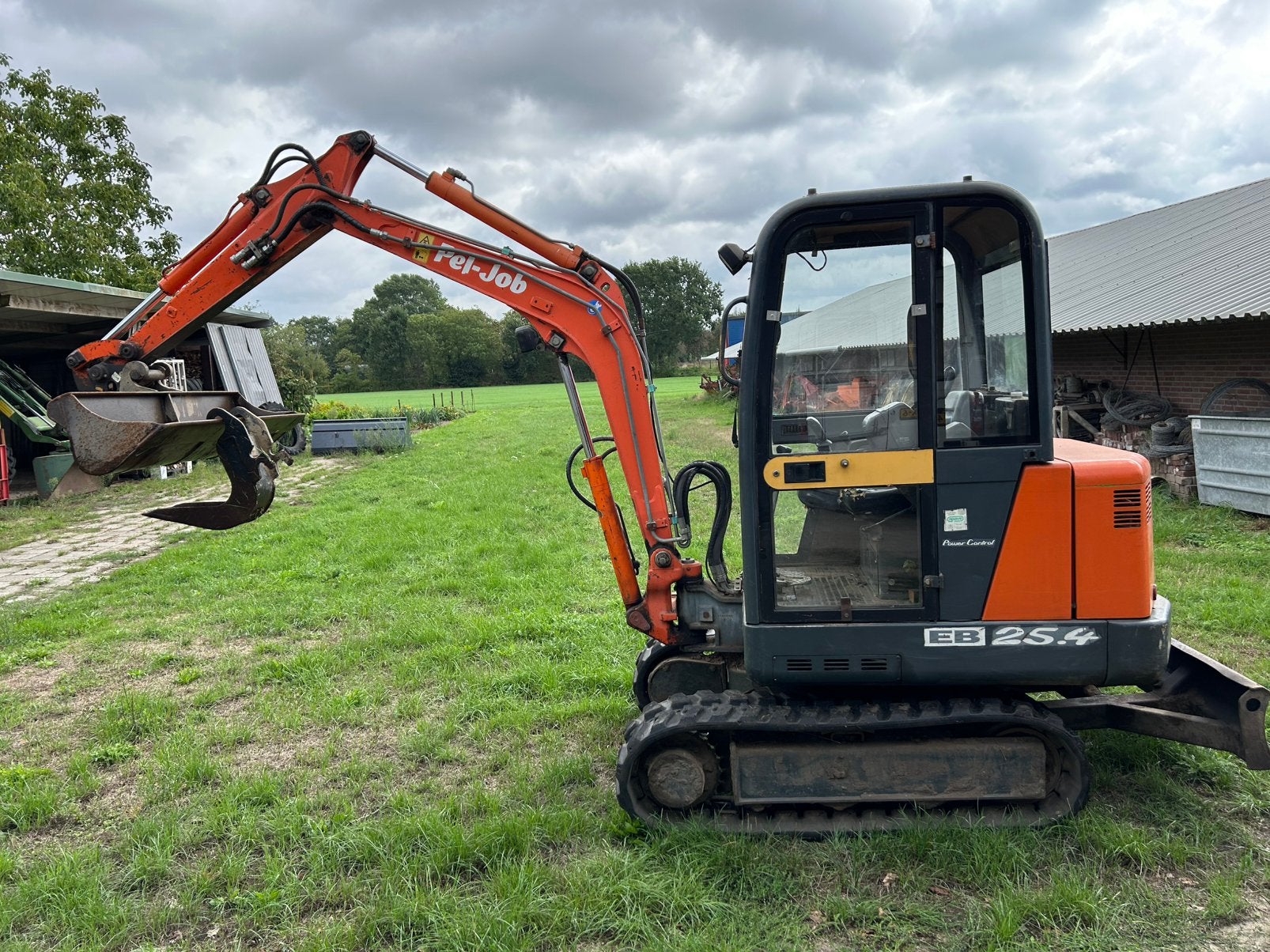 Minigraver, Zakelijke goederen, Machines en Bouw | Kranen en Graafmachines, Ophalen of Verzenden
