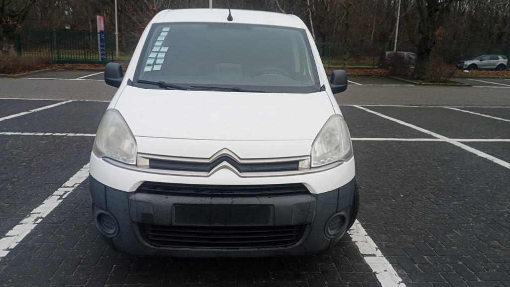 Citroën Berlingo 1.6 Diesel 84Kw– 2013 – 62.608km – Incl btw, Auto's, Stof, Zwart, Wit, SUV of Terreinwagen