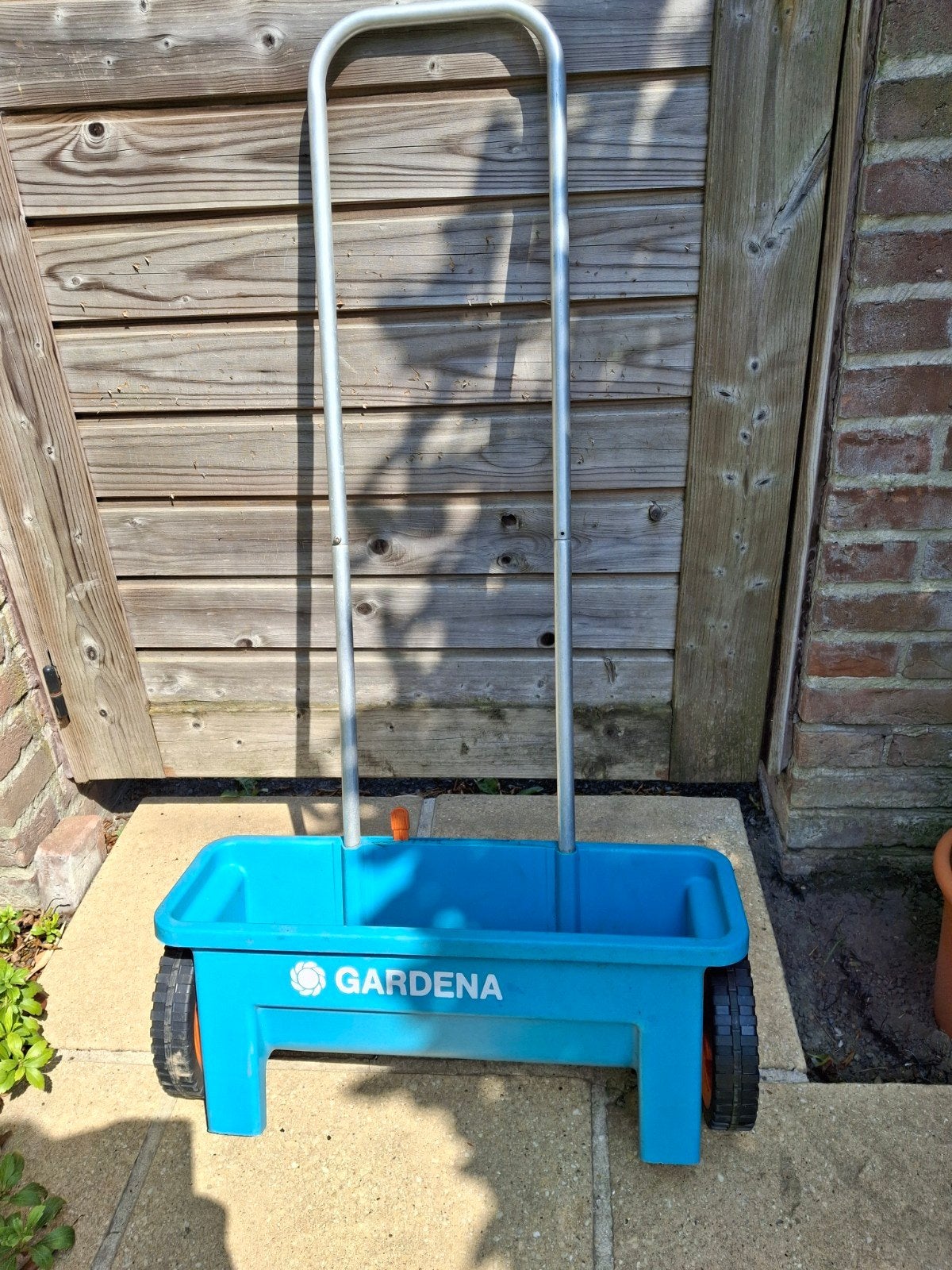 Strooiwagen gardena, Tuin en Terras, Ophalen