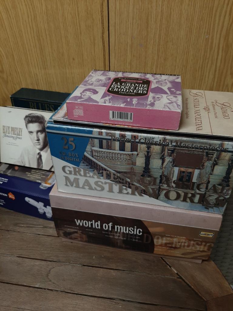 Joli package de musique classique du monde, Enlèvement