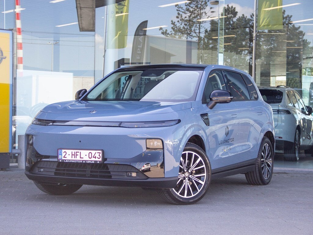 Leapmotor B10 DESIGN PROMAX 67KWH DEMOWAGEN, Autos, Leapmotor, Noir, 5 places, Apple Carplay, Bleu