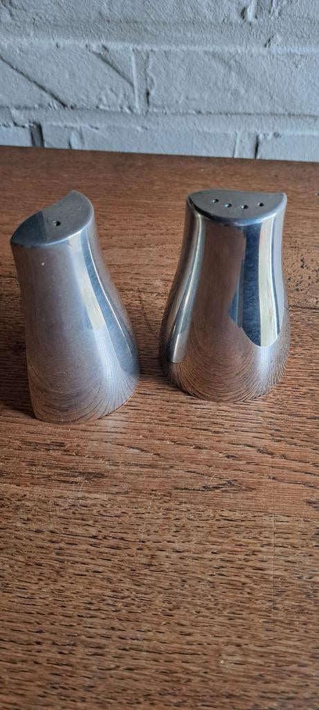 "Ying en Yang" verzilverde zout en peperstel., Ophalen of Verzenden