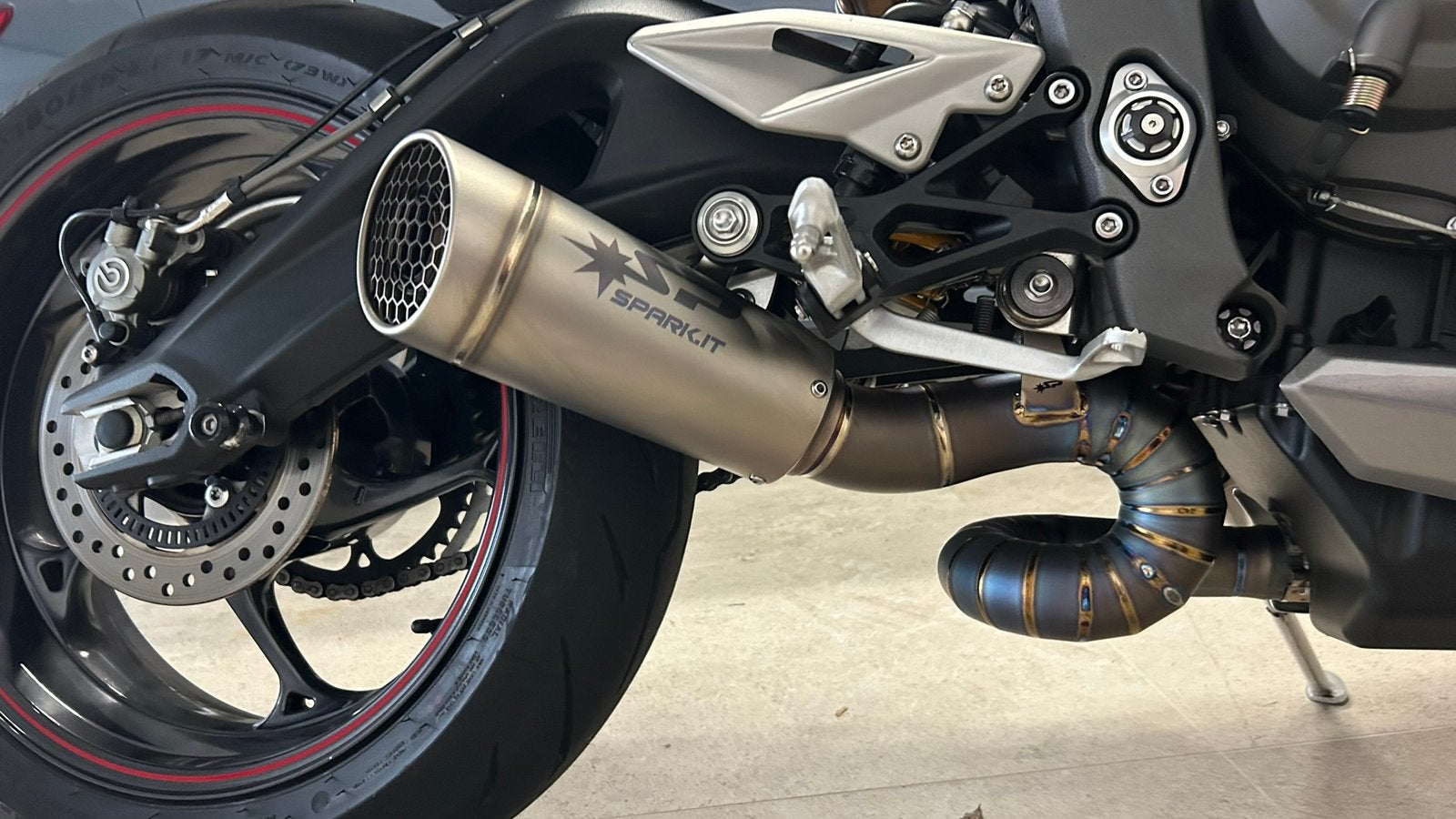silencieux Spark 3/4 racing titane pour street triple, Motos, Enlèvement ou Envoi, Neuf