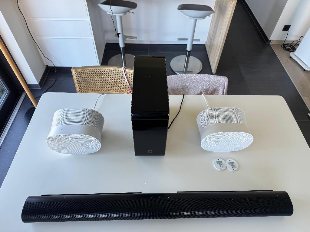 Kit Surround Sonos : Arc + Sub + 2 Era 300 + supports muraux, TV, Hi-fi & Vidéo, Enlèvement ou Envoi, Bluetooth, Comme neuf