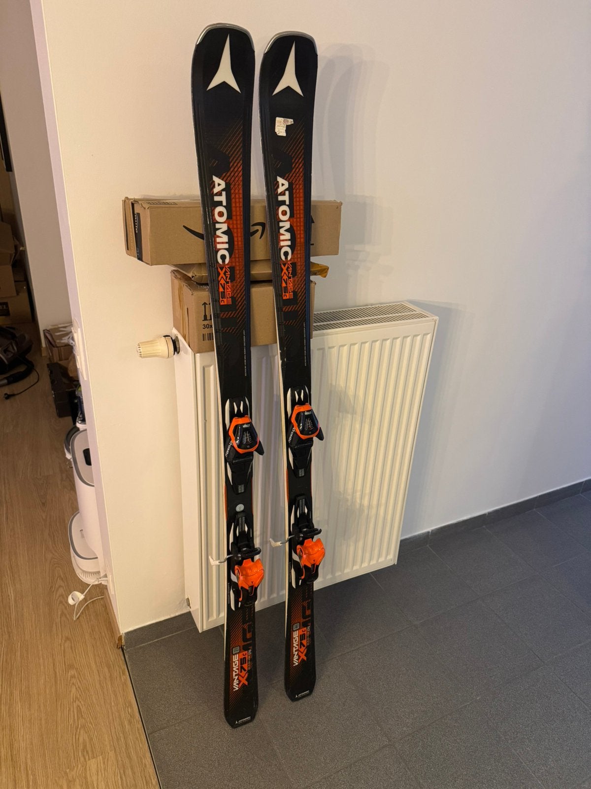 Skis Atomic Vantage X75C 170 cm + Bâtons Wedze Pro 120 cm, Sport en Fitness, Ophalen, Zo goed als nieuw, Atomic, Ski's