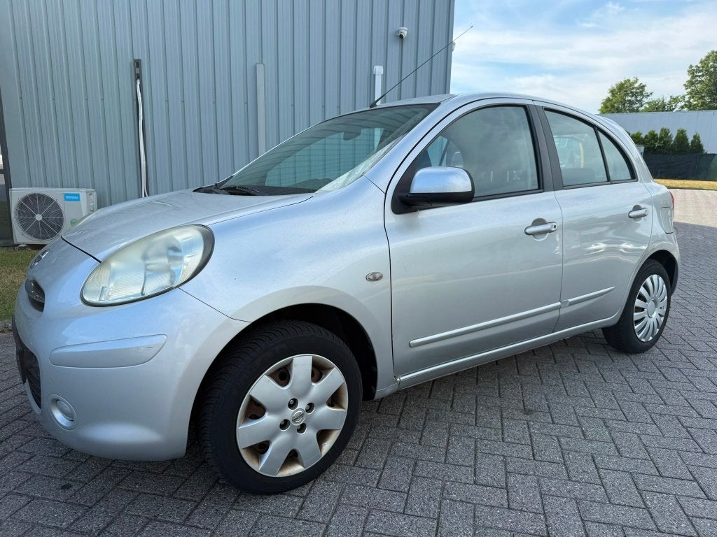Nissan micra 1.2 benzine bouwjaar 2011 98.000 km goede staat, Voorwielaandrijving, Euro 5, Stof, Zwart