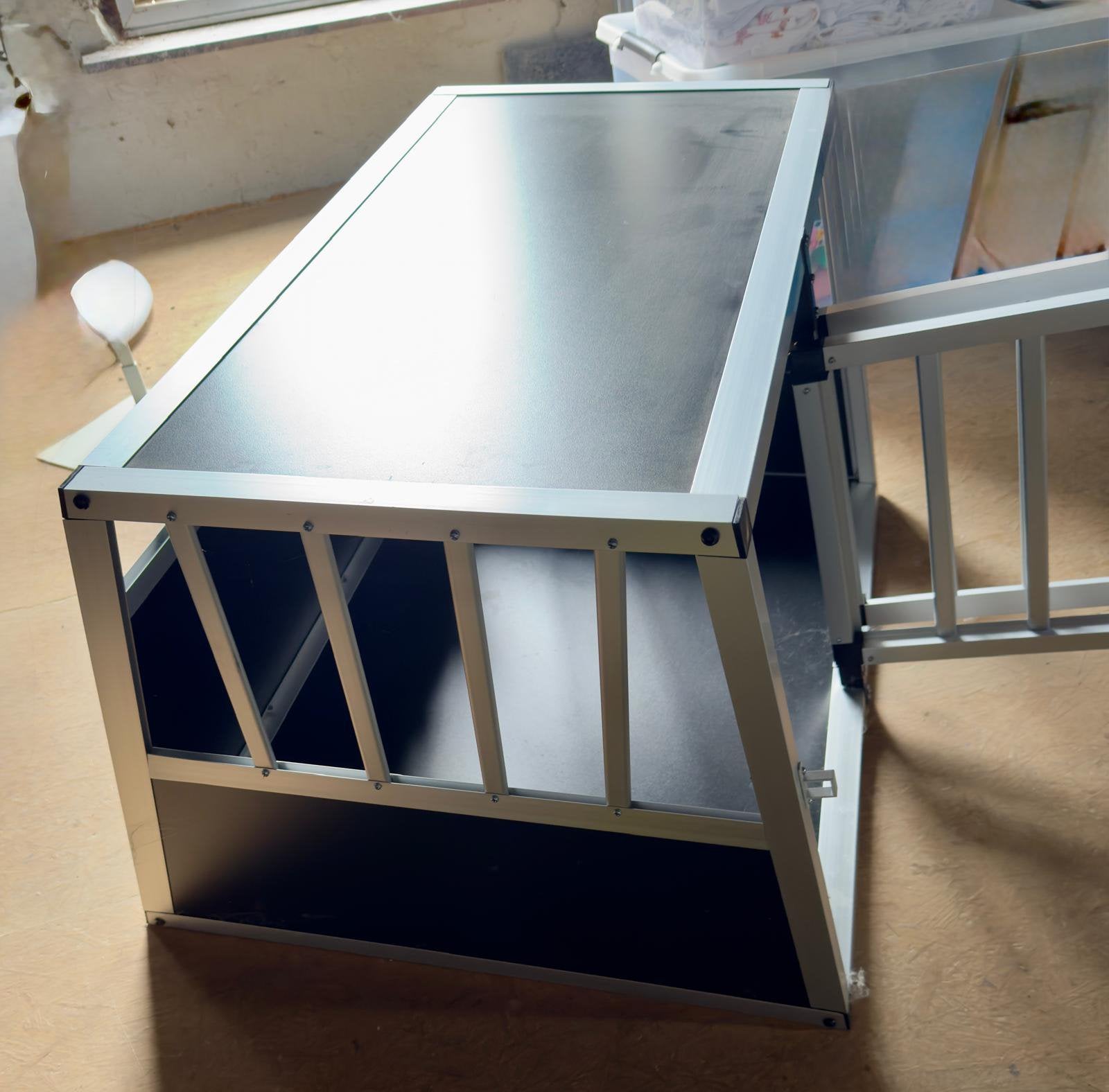 Honden bench ( event ook voor auto ), Dieren en Toebehoren, Hondenhokken, Ophalen, 65 tot 100 cm, Hondenhok, Zo goed als nieuw