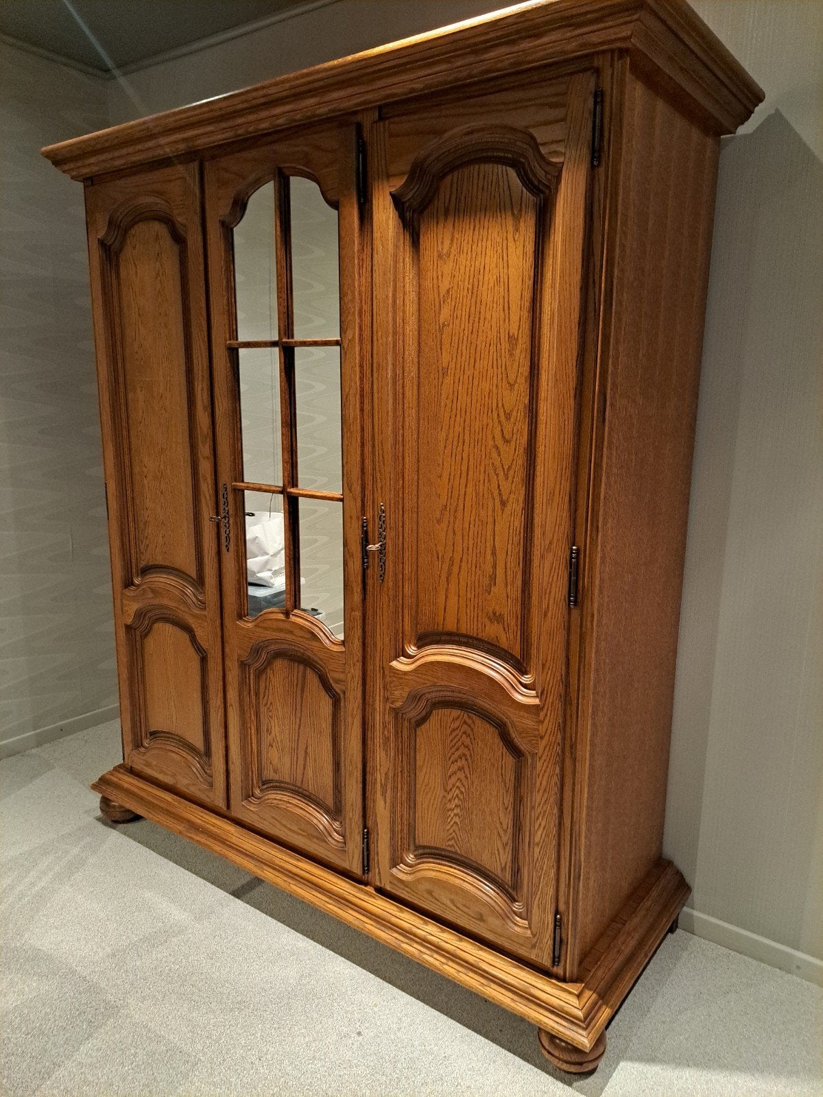 Kledingkast country collection., Ophalen