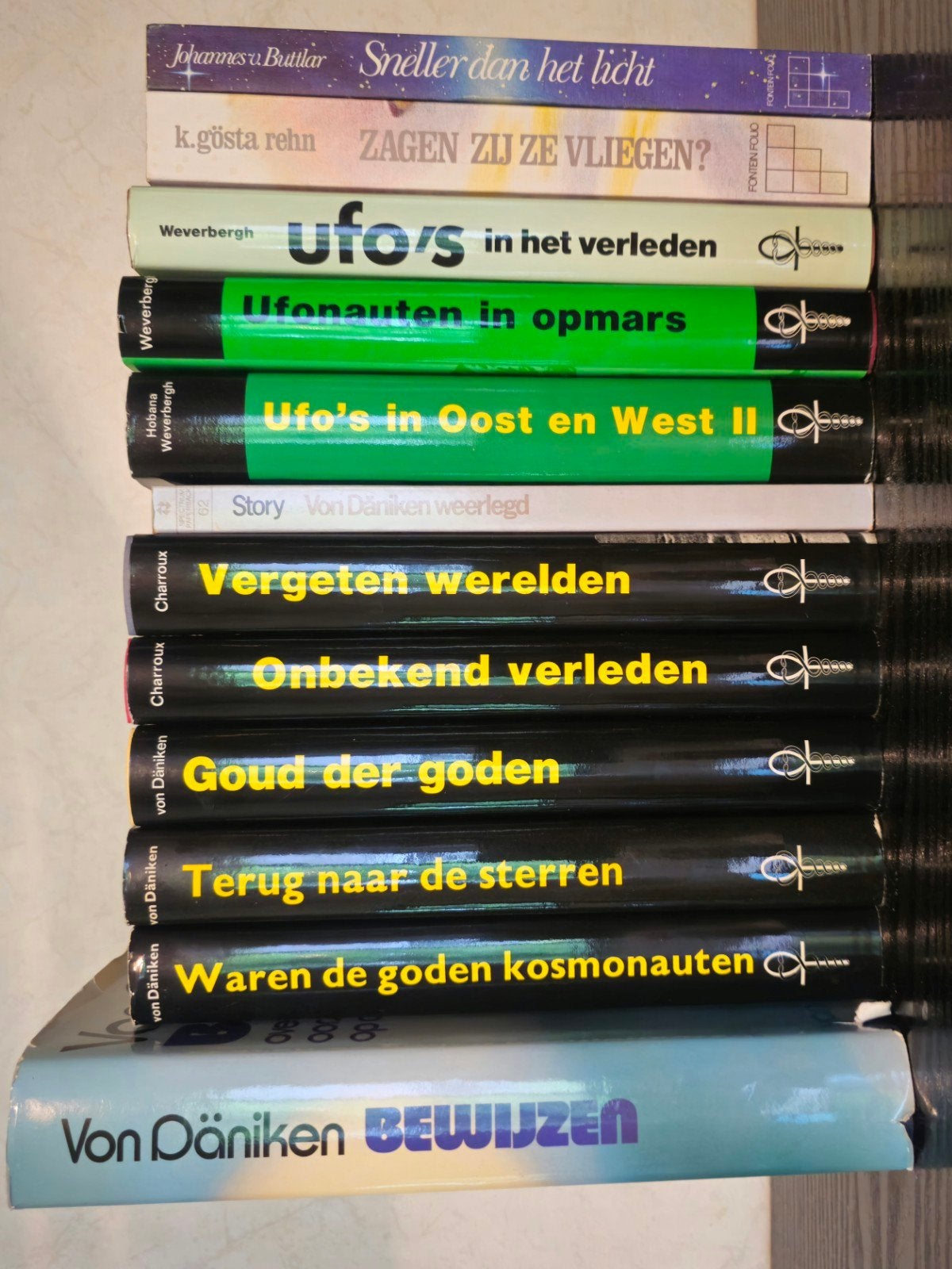 12 vintage UFO-boeken – Von Däniken, Weverbergh, Charroux, Enlèvement, Utilisé