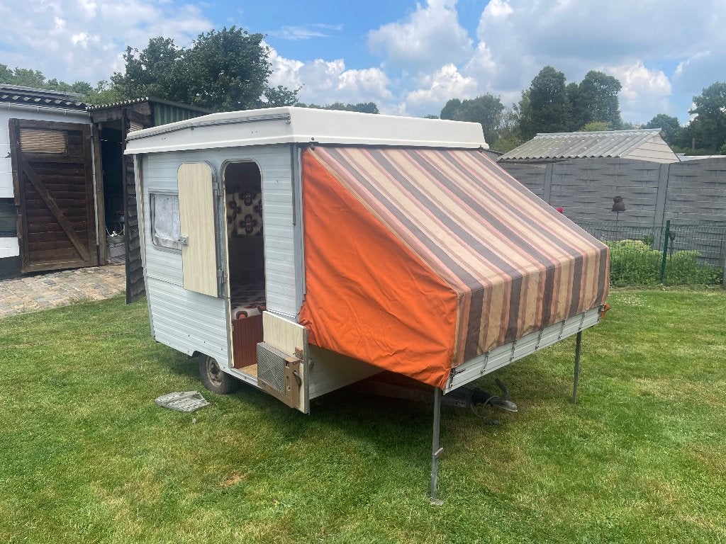 Plooicaravan castia Joliette met voortent, Caravanes & Camping, Caravanes pliantes, Présent, Autre, Enlèvement, Jusqu'à 4