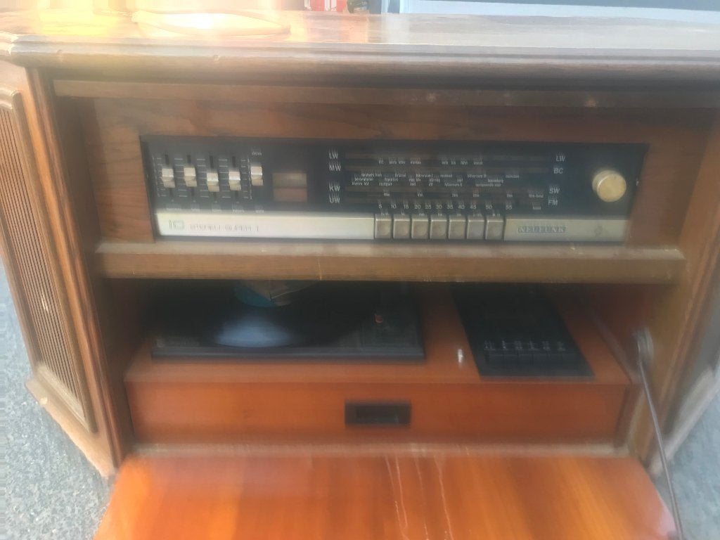 oude radio en platenspeler, Enlèvement, Utilisé, Tourne-disque